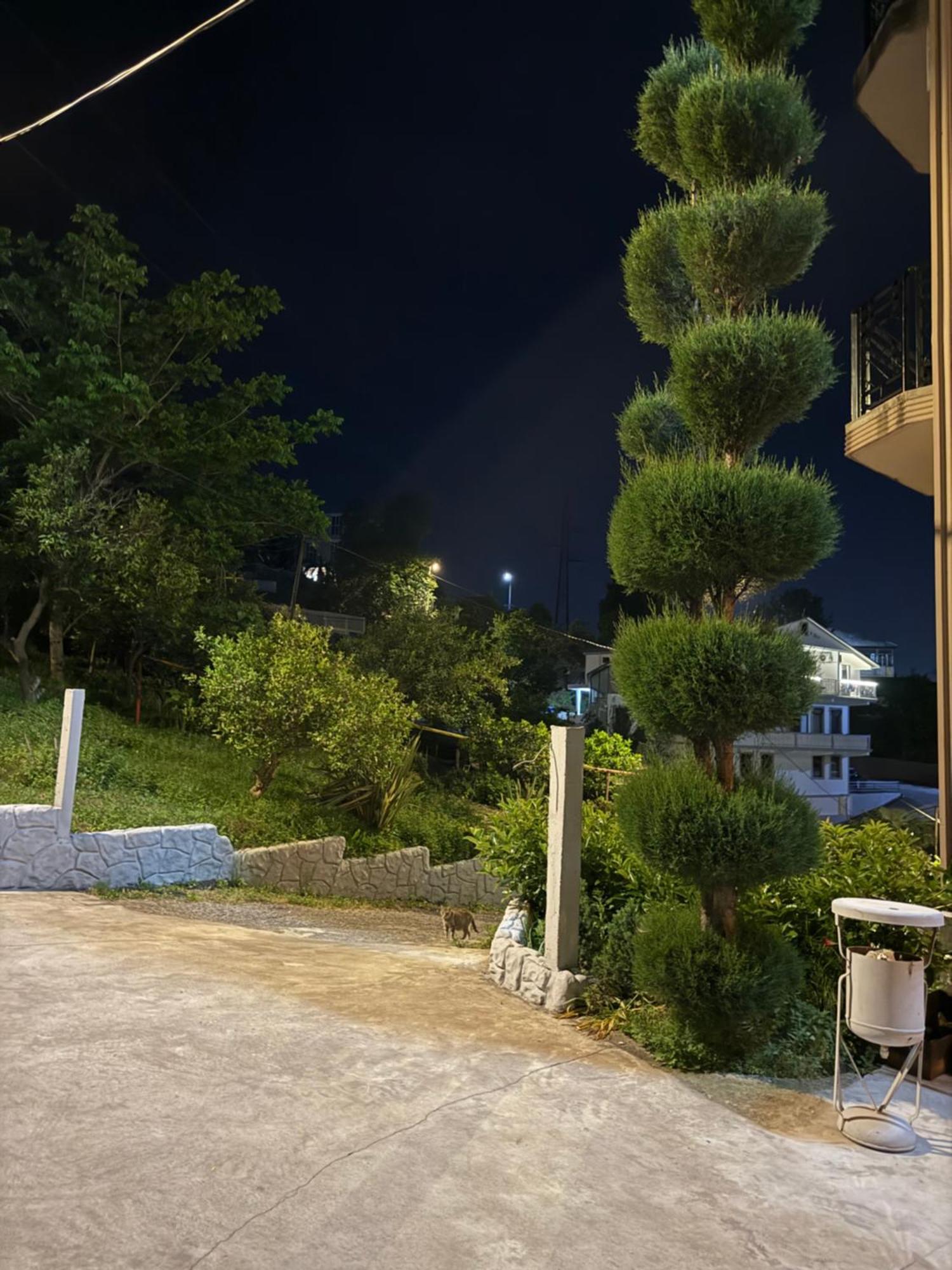Green Yard Hotel Batumi Exterior foto
